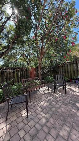 Picture of 10862 NW 78Th Ter # 10862, Doral, FL 33178