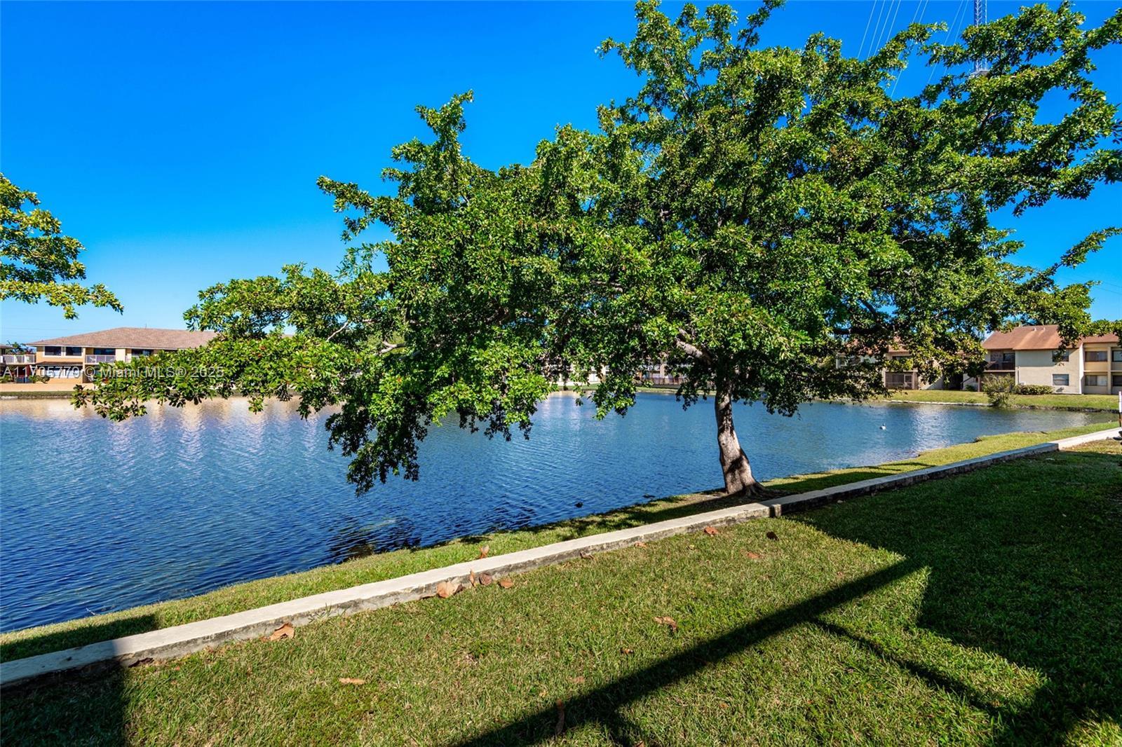 Picture of 475 NW 210Th St # 103, Miami Gardens, FL 33169