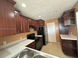 Picture of 4848 NW 24Th Ct # 322, Lauderdale Lakes, FL 33313