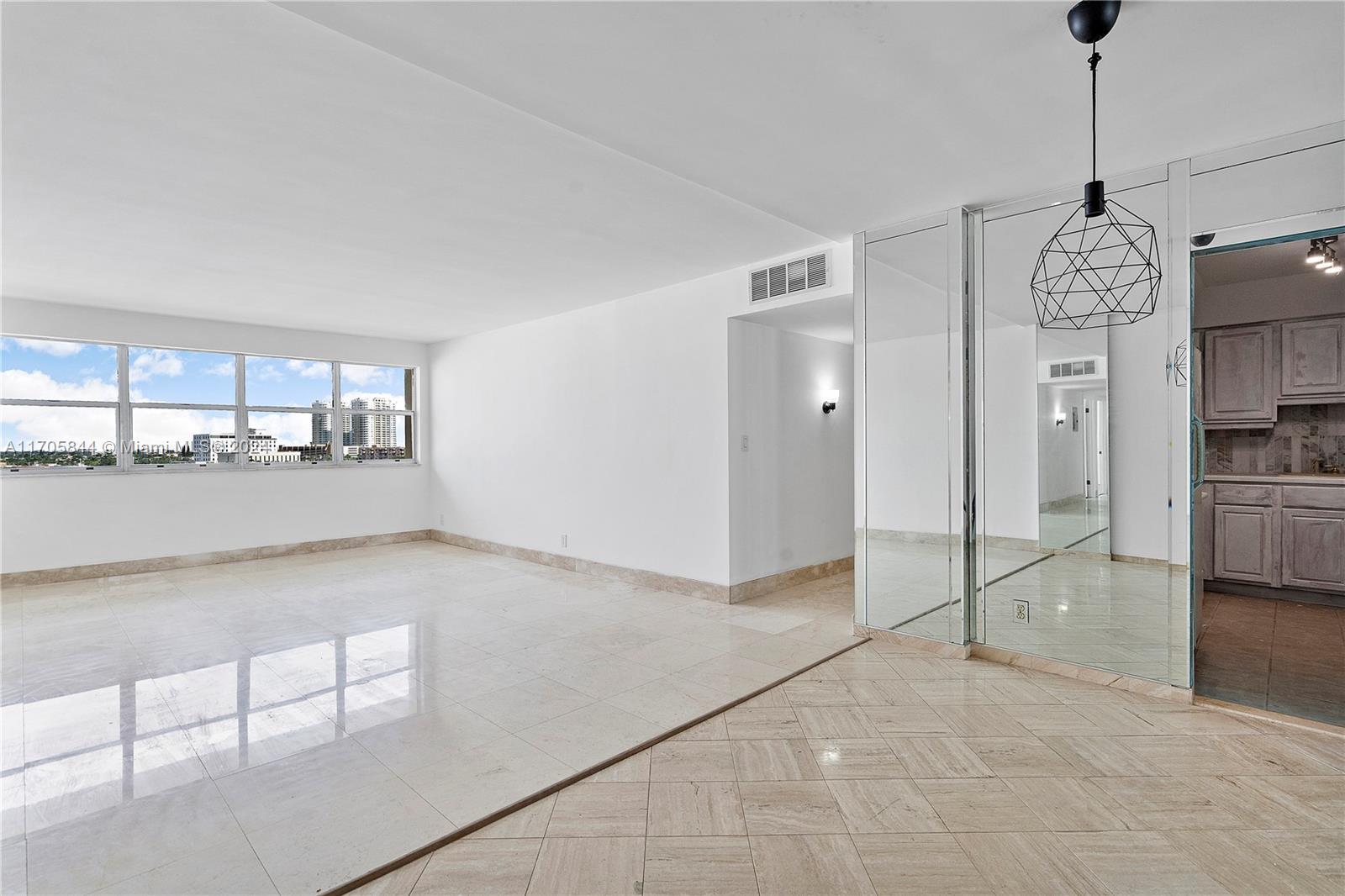 Picture of 111 Golden Isles Dr # G7, Hallandale Beach, FL 33009