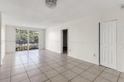 Picture of 6701 NW 169Th St # B207, Hialeah, FL 33015
