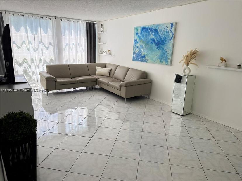 Picture of 2101 Atlantic Shores Blvd # 108, Hallandale Beach FL 33009