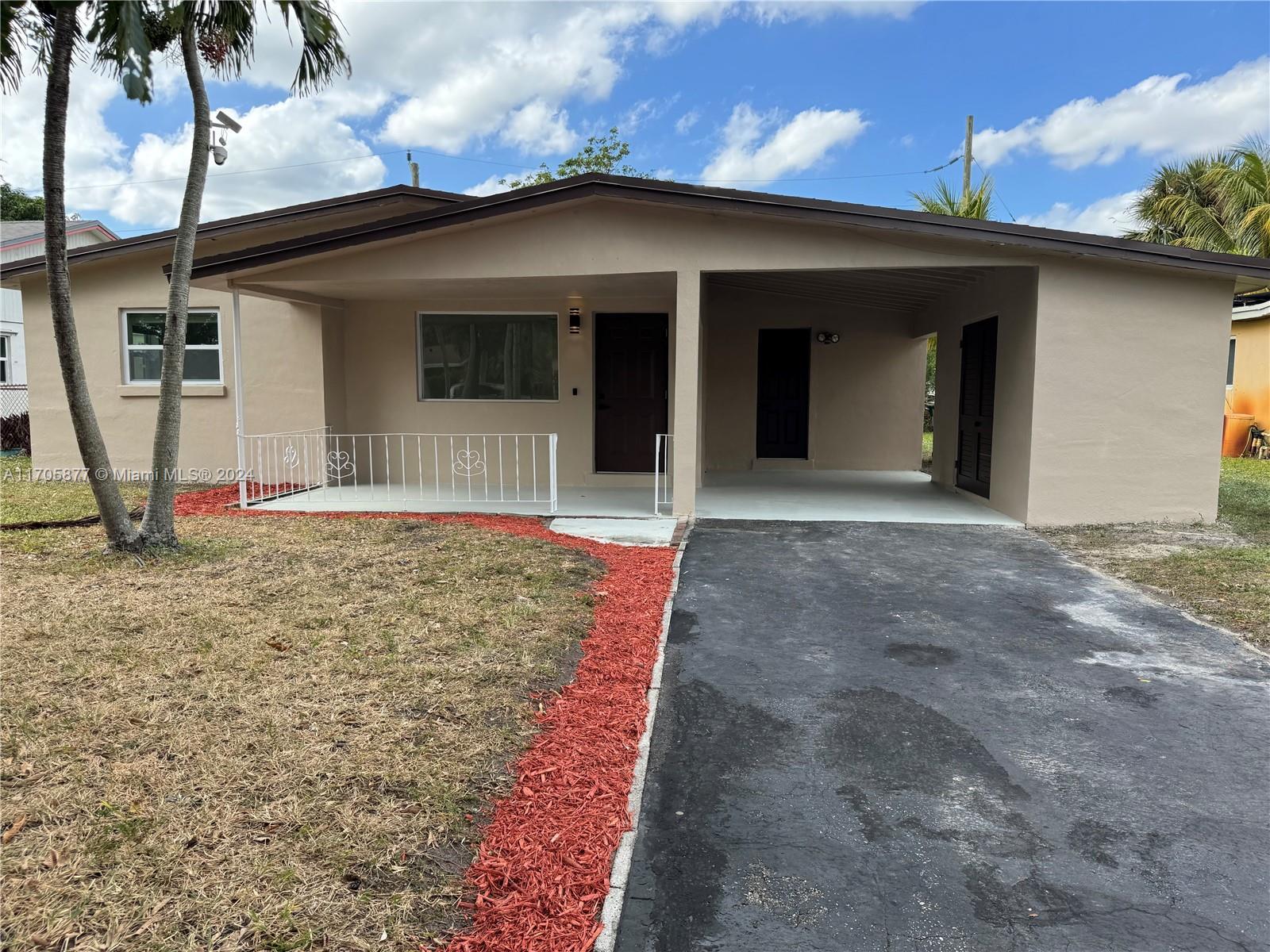Picture of 921 NW 35Th Ter, Lauderhill, FL 33311