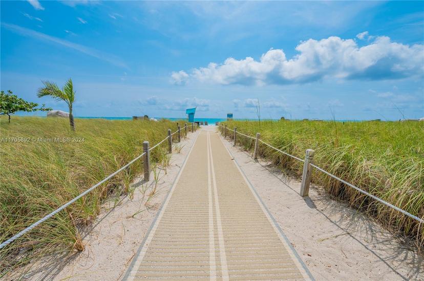 Picture of 9801 Collins Ave # 18X, Bal Harbour FL 33154