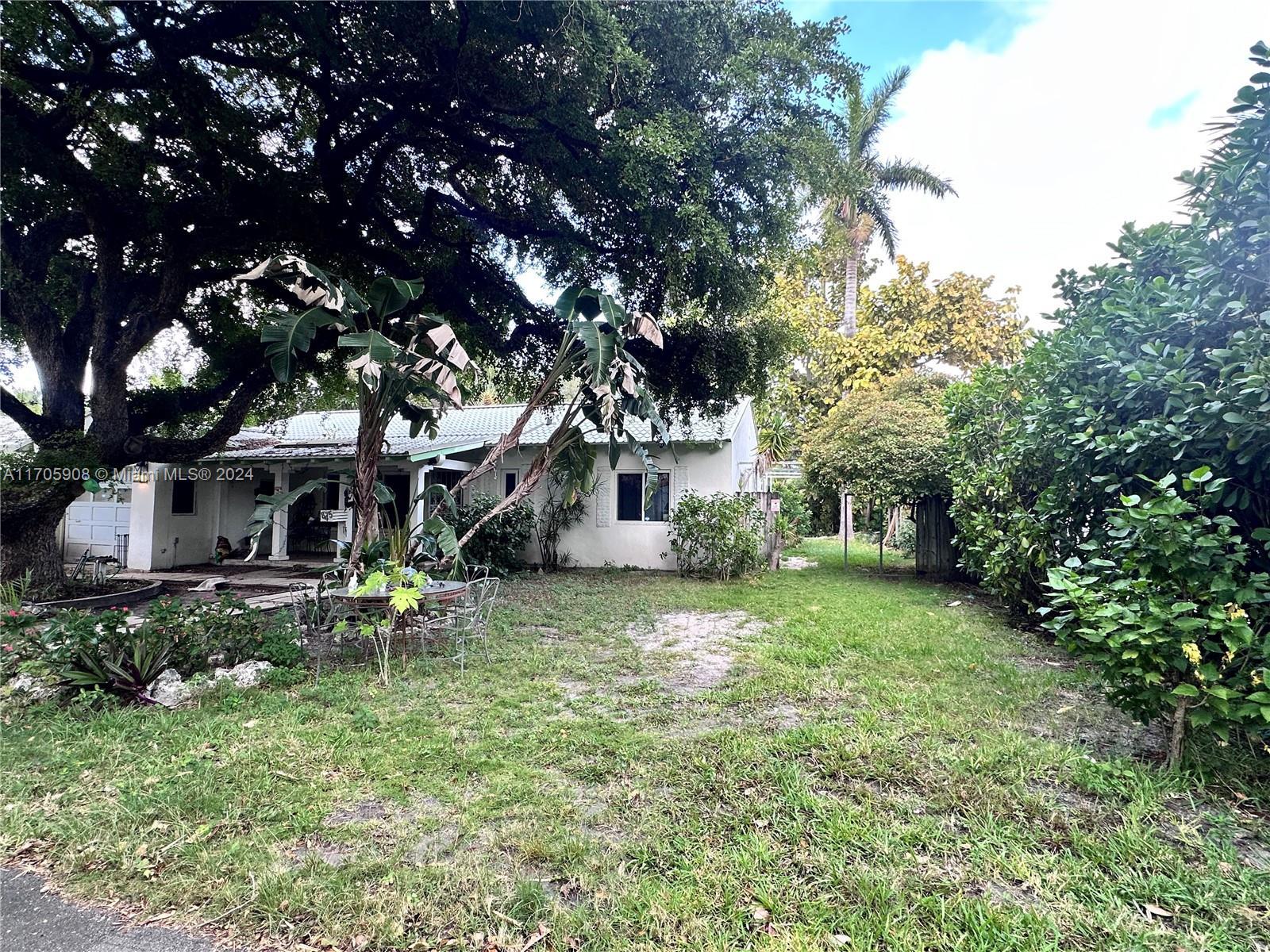 Picture of 845 NE 71 St, Miami, FL 33138