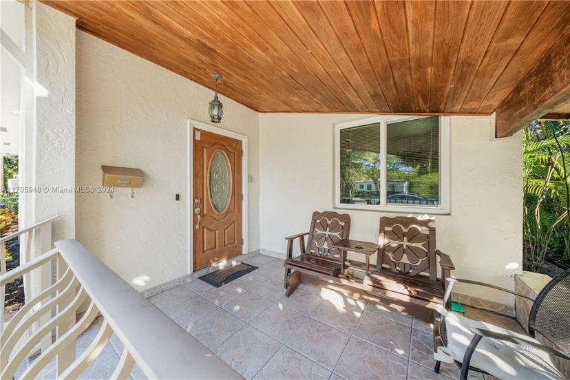 Picture of 531 Palmetto Dr, Miami Springs FL 33166