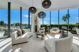 Picture of 2811 S Bayshore Dr # 4A, Miami, FL 33133
