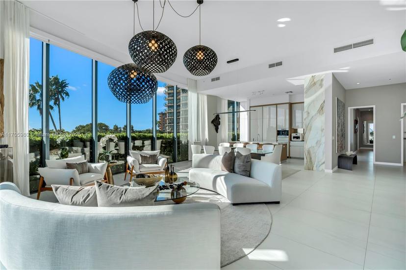 Picture of 2811 S Bayshore Dr # 4A, Miami FL 33133