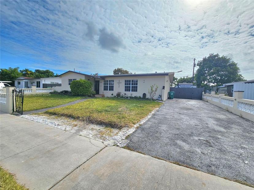 Picture of 12120 SW 185Th St, Miami FL 33177