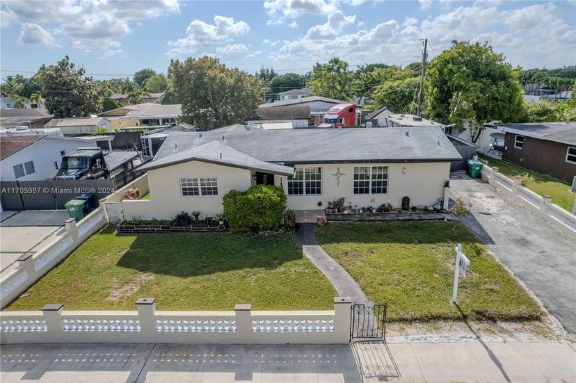 Picture of 12120 SW 185Th St, Miami FL 33177