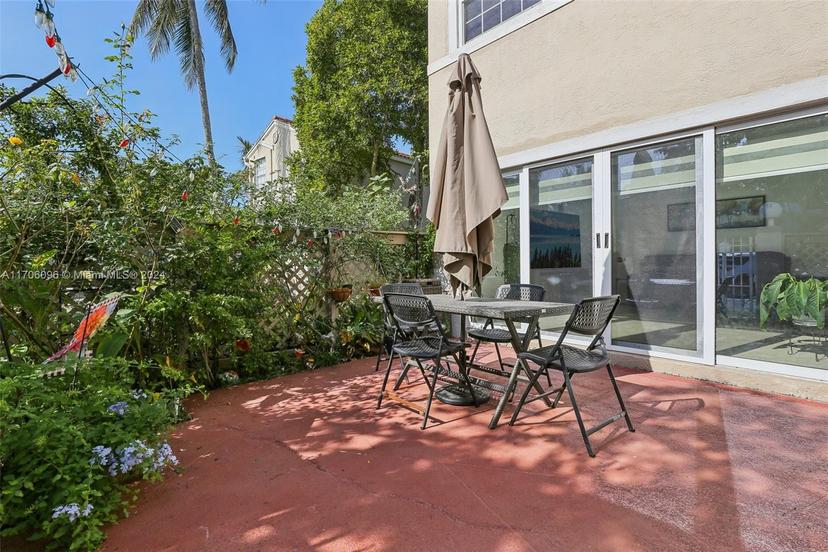 Picture of 10949 Mainsail Dr, Cooper City FL 33026