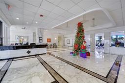 Picture of 5700 Collins Ave # 9B, Miami Beach, FL 33140