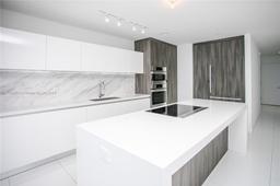 Picture of 851 NE 1St Ave # 4801, Miami, FL 33132