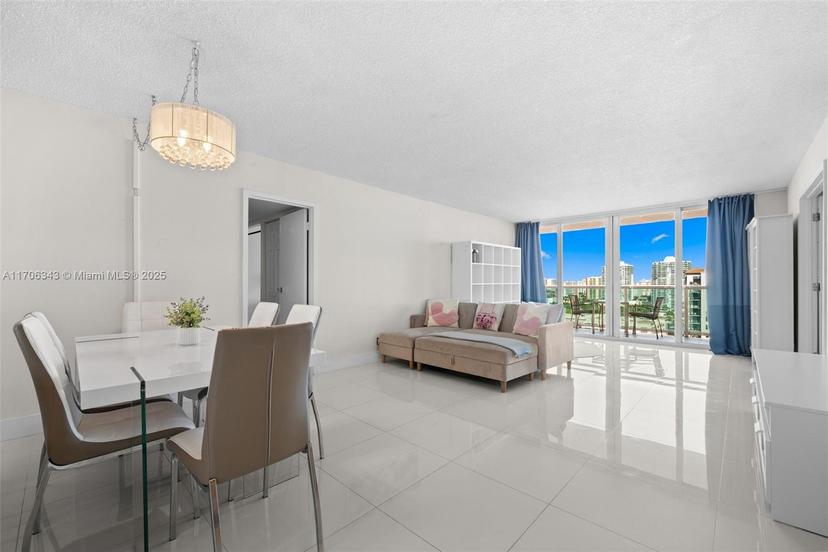 Picture of 100 Bayview Dr # 1931, Sunny Isles Beach FL 33160