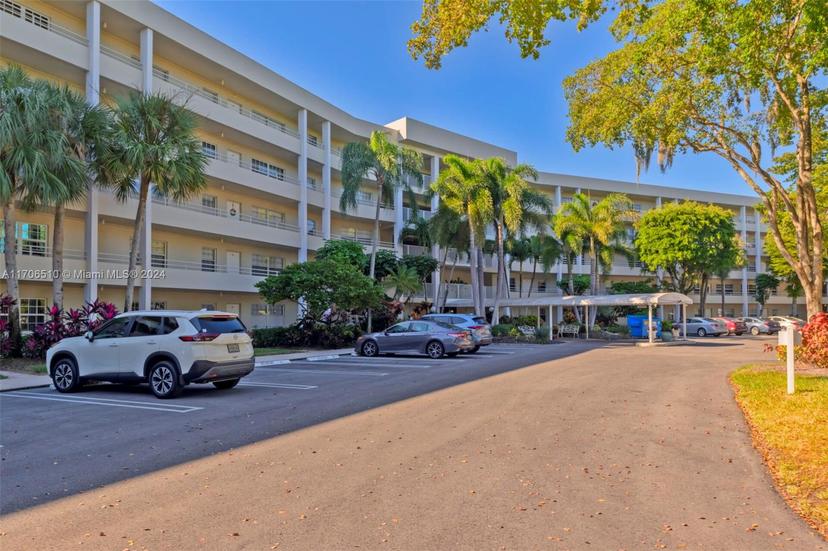 Picture of 821 Cypress Blvd # 304, Pompano Beach FL 33069