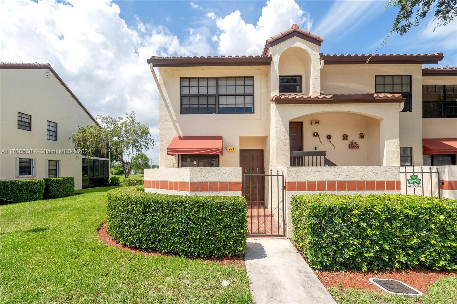 Picture of 201 Freedom Ct # 201, Deerfield Beach, FL 33442