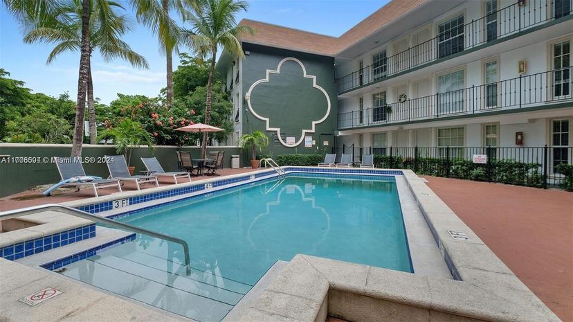 Picture of 3245 Virginia St # 39, Miami FL 33133