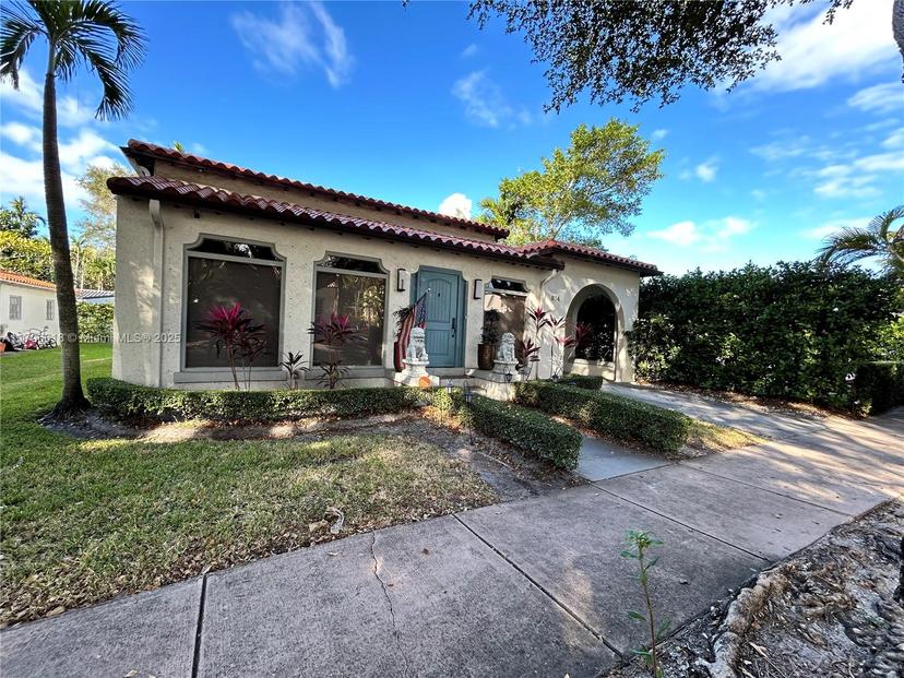 Picture of 814 Pizarro St, Coral Gables FL 33134