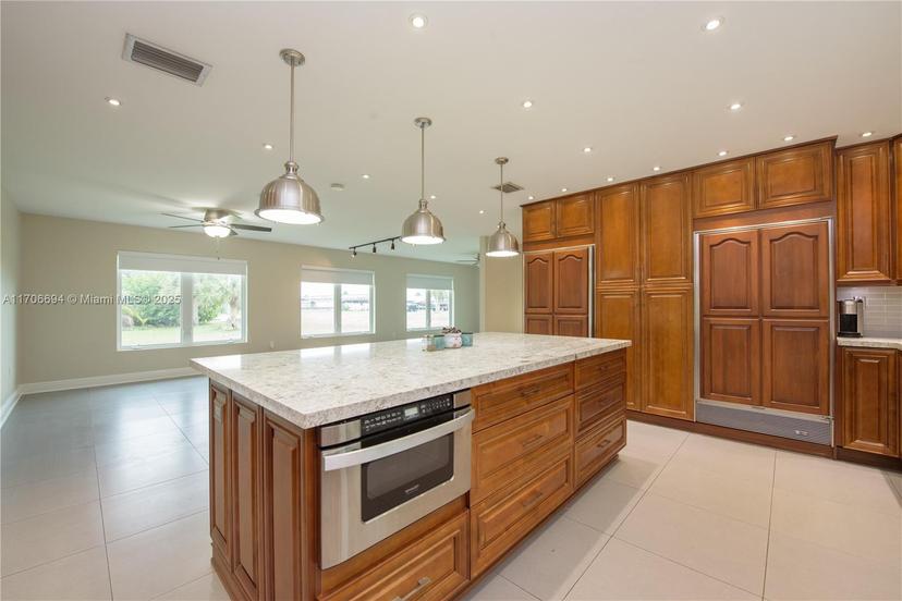 Picture of 16405 SW 228Th St, Miami FL 33170