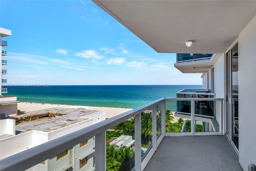 Picture of 2401 Collins Ave # 1411, Miami Beach FL 33140