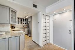 Picture of 2401 Collins Ave # 1411, Miami Beach, FL 33140