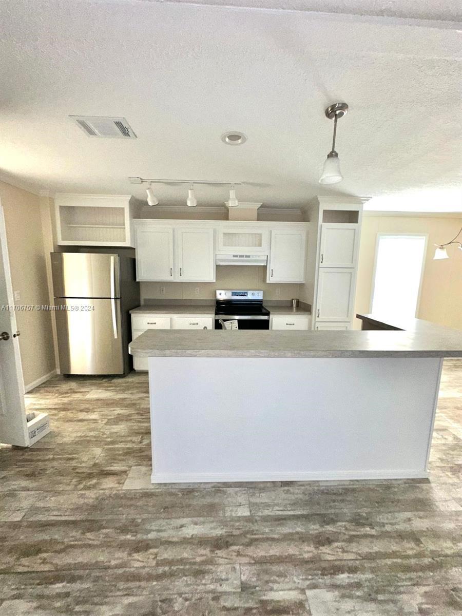 Picture of 404 NW 134Th Av, Plantation, FL 33325