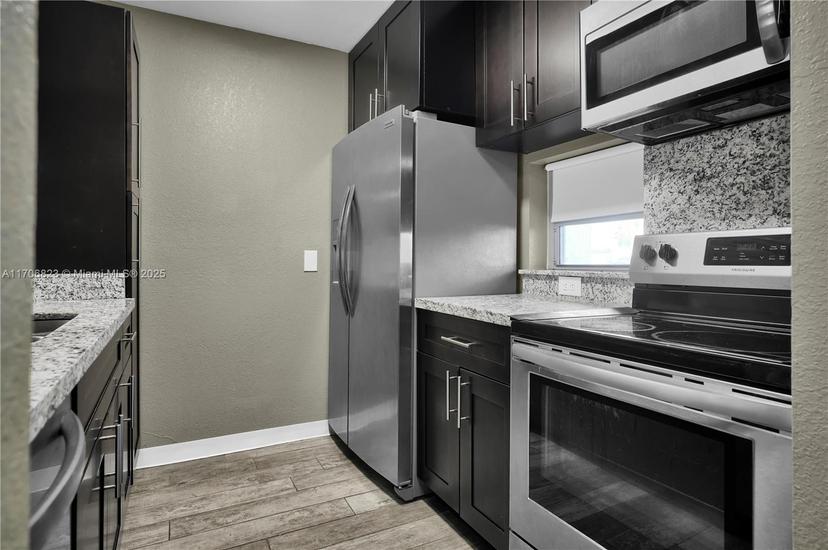 Picture of 8550 N Sherman Cir # 105, Miramar FL 33025
