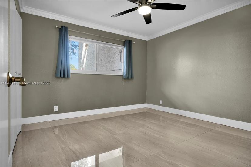 Picture of 8550 N Sherman Cir # 105, Miramar FL 33025