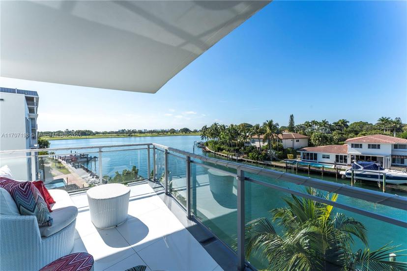Picture of 9400 W Bay Harbor Dr # 401, Bay Harbor Islands FL 33154
