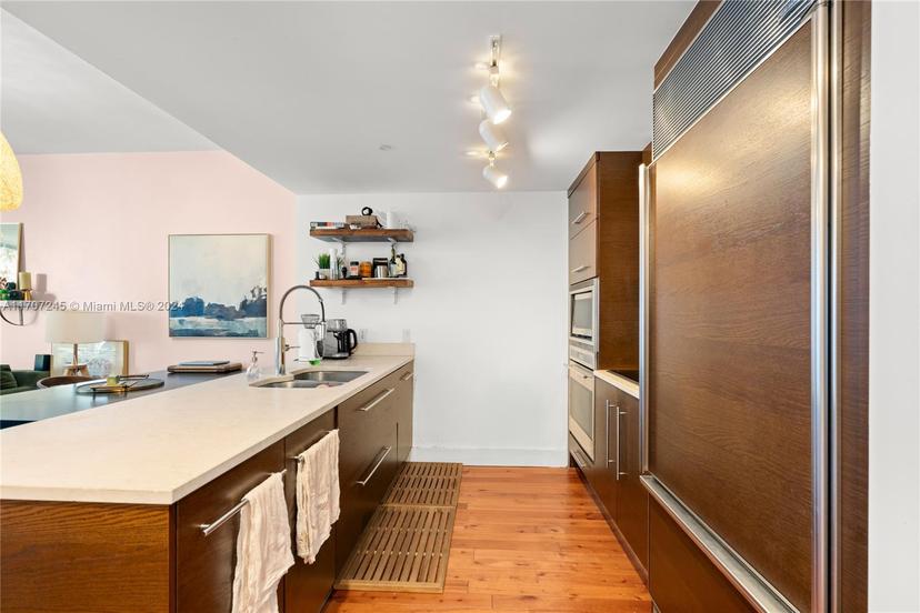 Picture of 475 Brickell Ave # 2711, Miami FL 33131