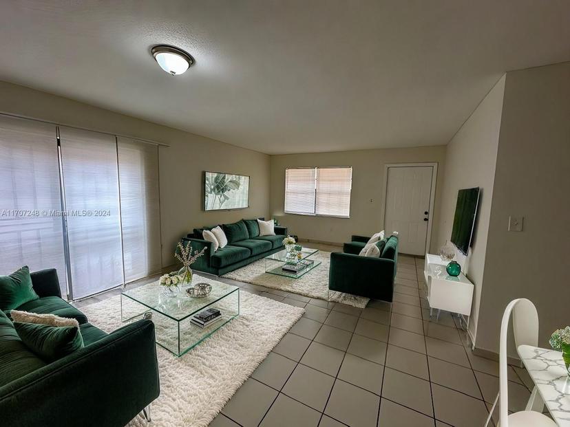 Picture of 881 NW 132 Place, Miami FL 33182