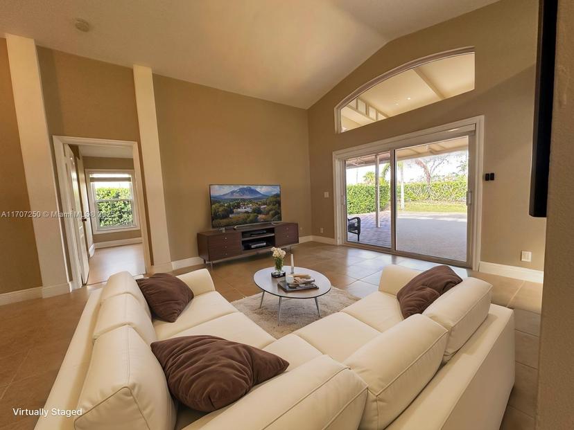 Picture of 18723 SW 15Th St, Pembroke Pines FL 33029