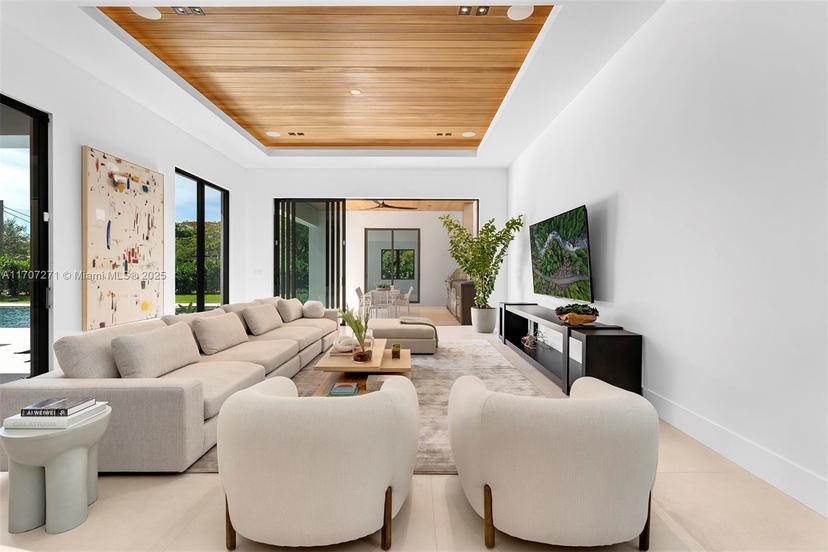 Picture of 11001 SW 65Th Ave, Pinecrest FL 33156