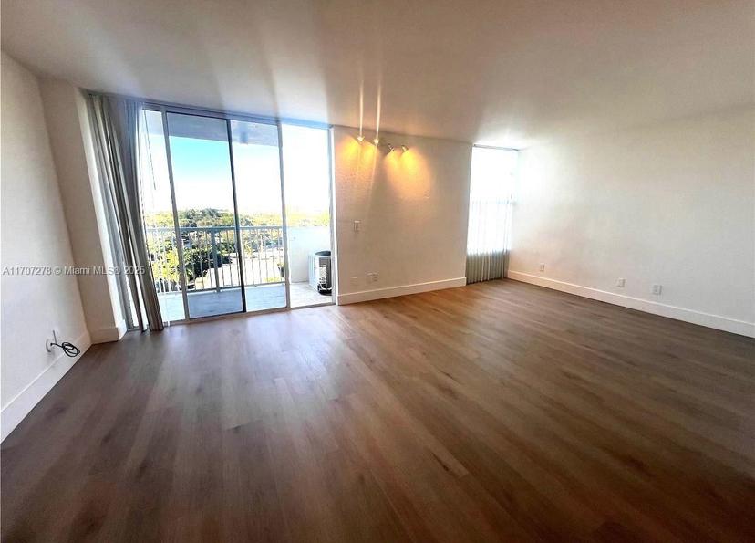 Picture of 2020 NE 135Th St # 811, North Miami FL 33181
