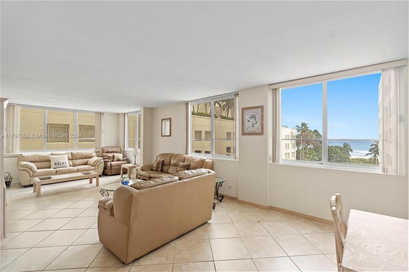 Picture of 5005 Collins Ave # 425, Miami Beach FL 33140
