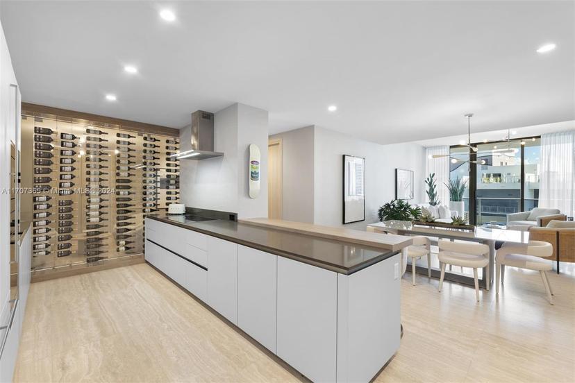 Picture of 1000 Brickell Plz, Miami FL 33131