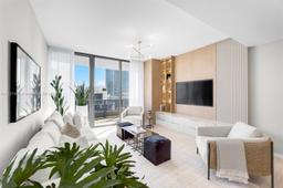 Picture of 1000 Brickell Plz, Miami, FL 33131
