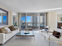 Picture of 21205 Yacht Club Dr # 2002, Aventura, FL 33180