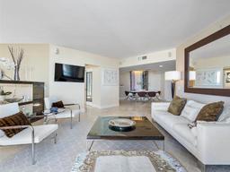 Picture of 21205 Yacht Club Dr # 2002, Aventura, FL 33180
