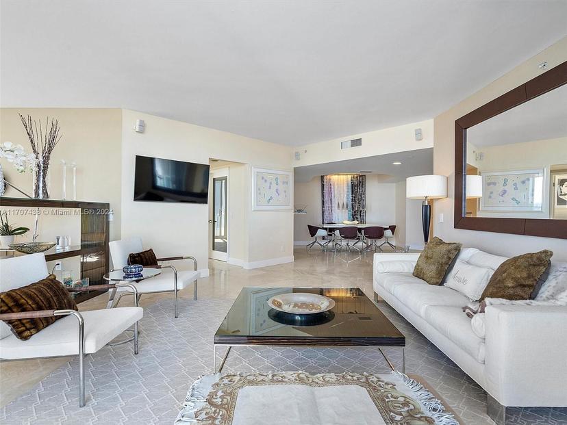Picture of 21205 Yacht Club Dr # 2002, Aventura FL 33180