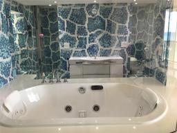 Picture of 6039 Collins Ave # 925, Miami Beach, FL 33140