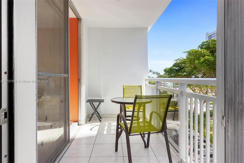 Picture of 1849 S Ocean Dr # 410, Hallandale Beach FL 33009