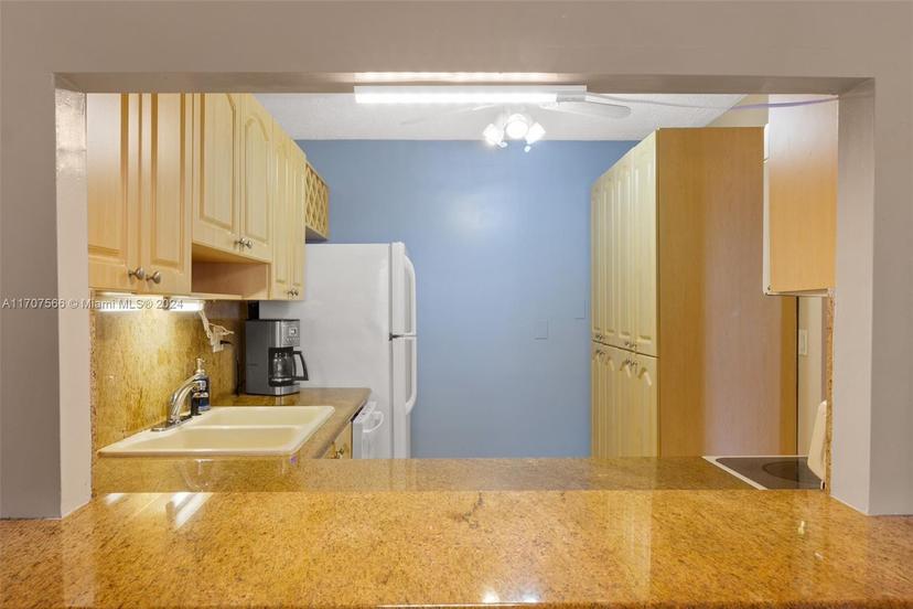Picture of 1849 S Ocean Dr # 410, Hallandale Beach FL 33009