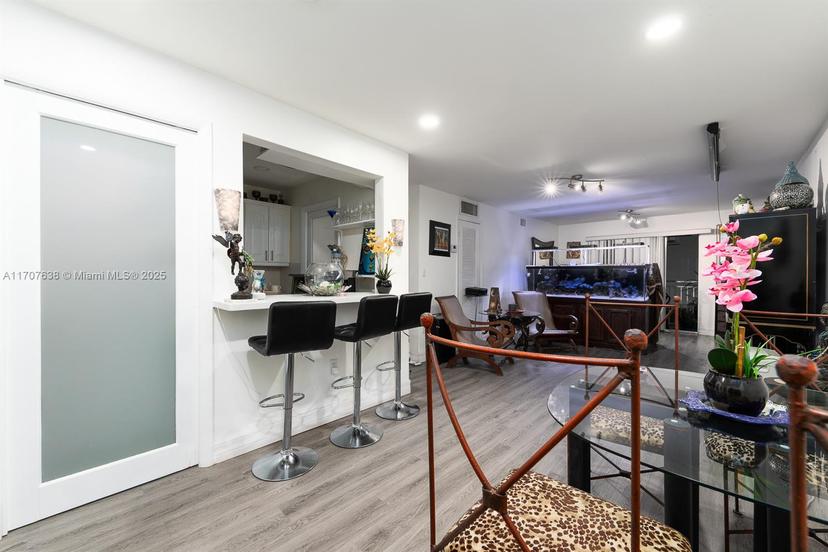 Picture of 1519 Drexel Ave # 203, Miami Beach FL 33139