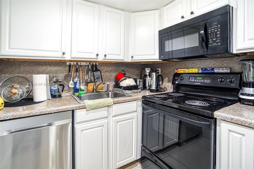 Picture of 200 172Nd St # 308, Sunny Isles Beach FL 33160