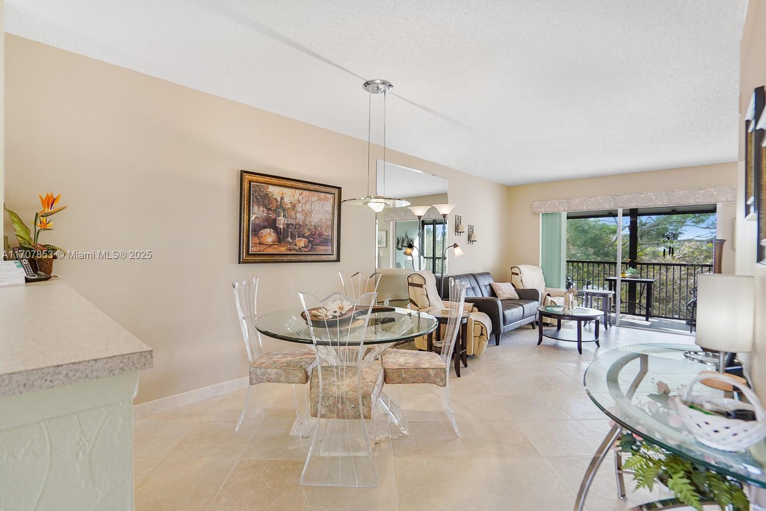 Picture of 2236 N Cypress Bend Dr # 314, Pompano Beach, FL 33069