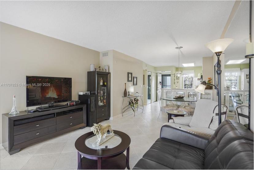 Picture of 2236 N Cypress Bend Dr # 314, Pompano Beach FL 33069