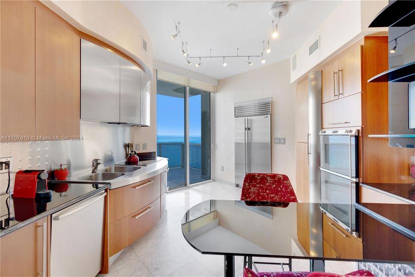 Picture of 18101 Collins Ave # 4609, Sunny Isles Beach FL 33160