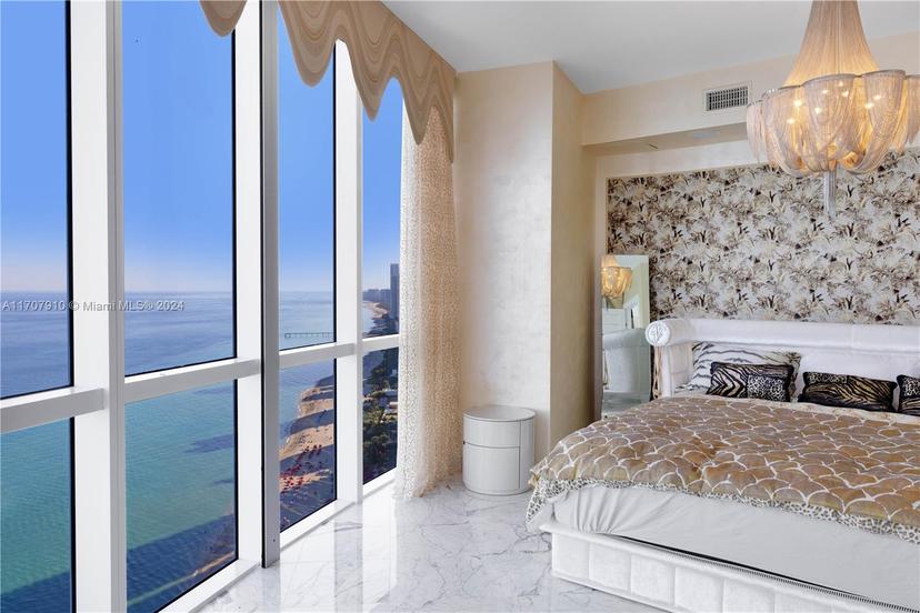 Picture of 18101 Collins Ave # 4609, Sunny Isles Beach FL 33160