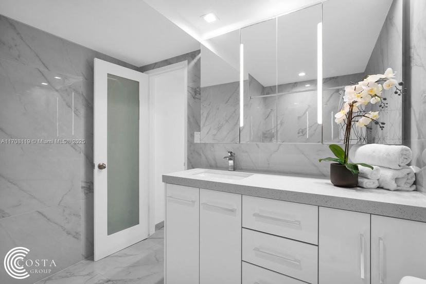Picture of 1000 West Ave # 717, Miami Beach FL 33139